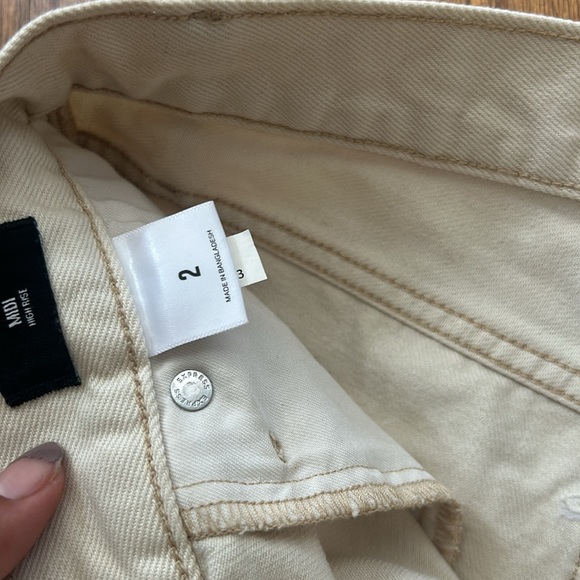 These are a pair of shorts from express - Picture 4 of 7